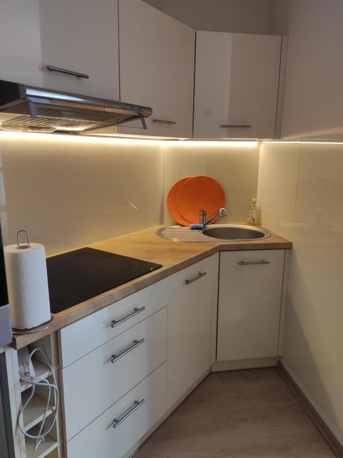 Apartament Nadmorski ชวีโนวิชแจ ภายนอก รูปภาพ